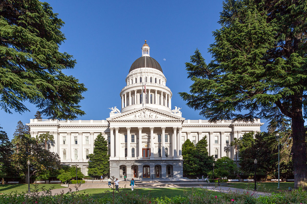 California Senate Passes Bill Criminalizing “Misgendering” Family